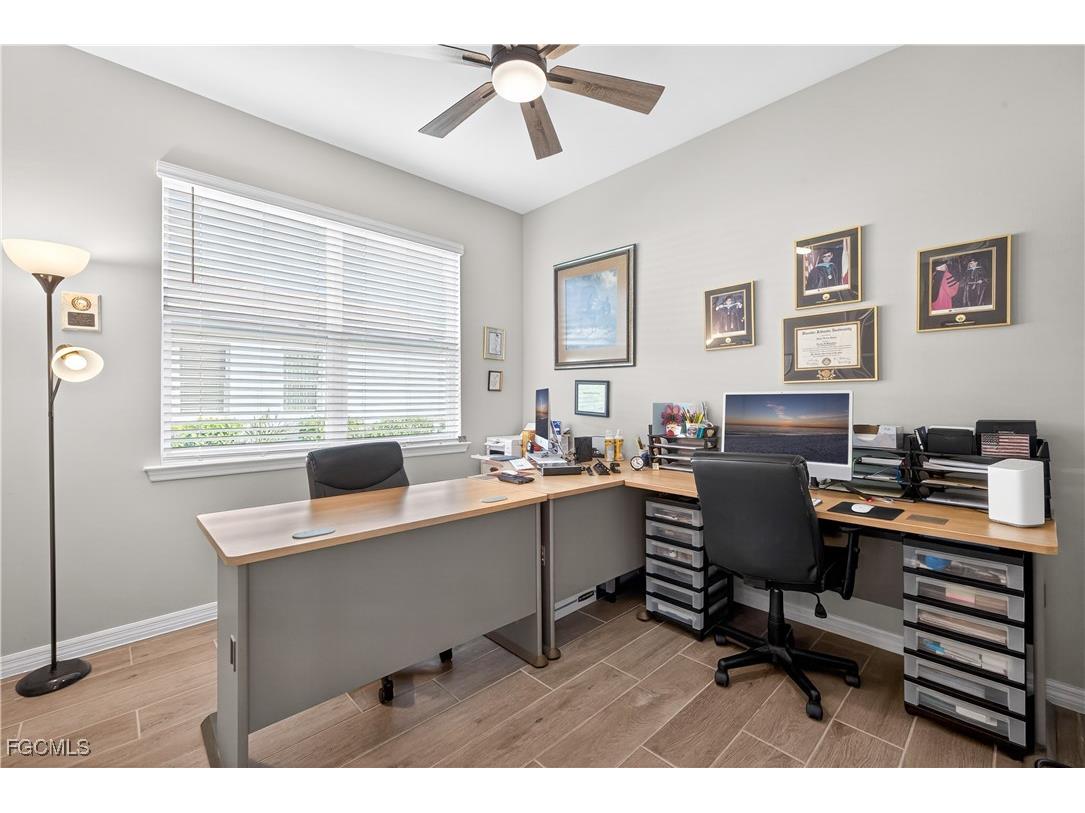 1127 S Town And River Drive Fort Myers FL 33919 2025024364 image16