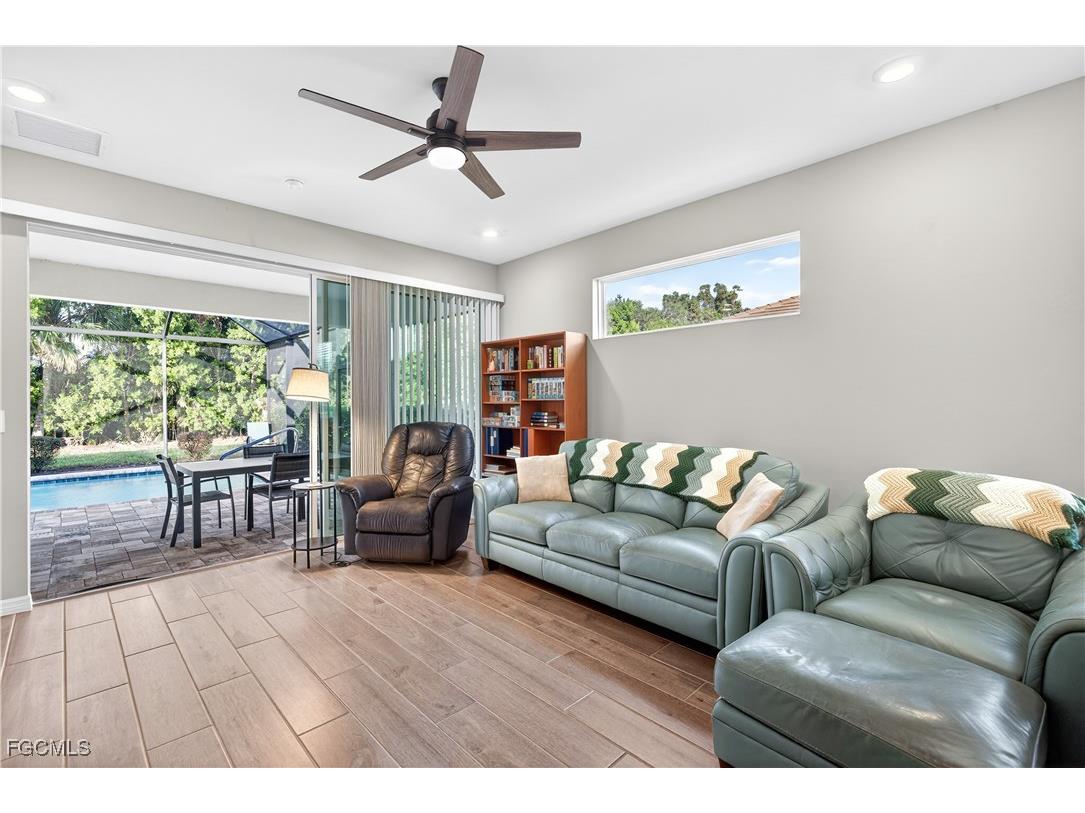 1127 S Town And River Drive Fort Myers FL 33919 2025024364 image26