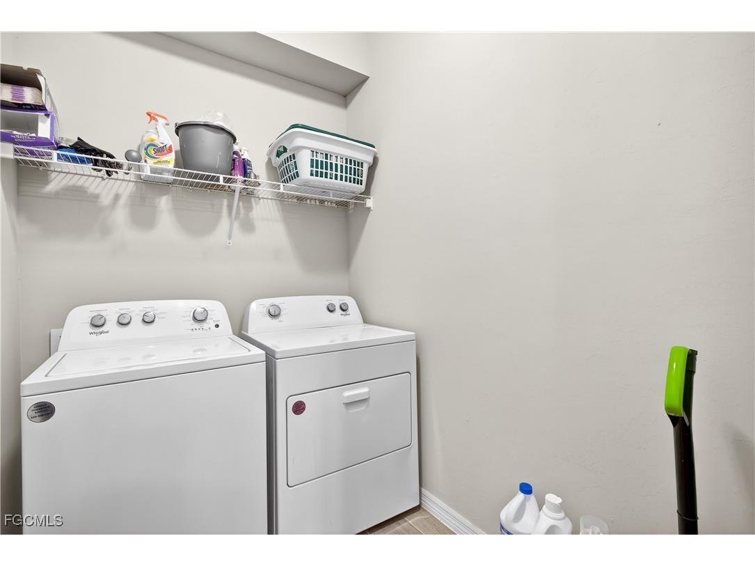 1127 S Town And River Drive Fort Myers FL 33919 2025024364 image29