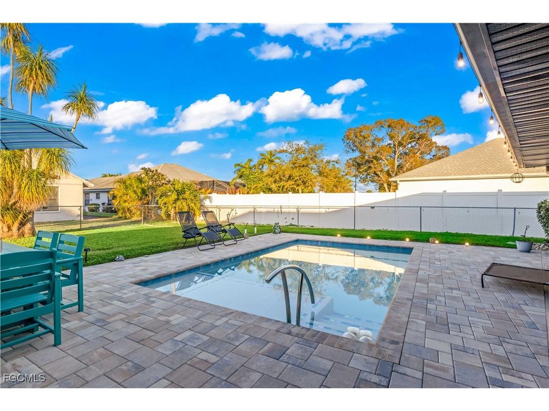 1127 SE 21st Terrace Cape Coral FL 33990 2026001772 image32