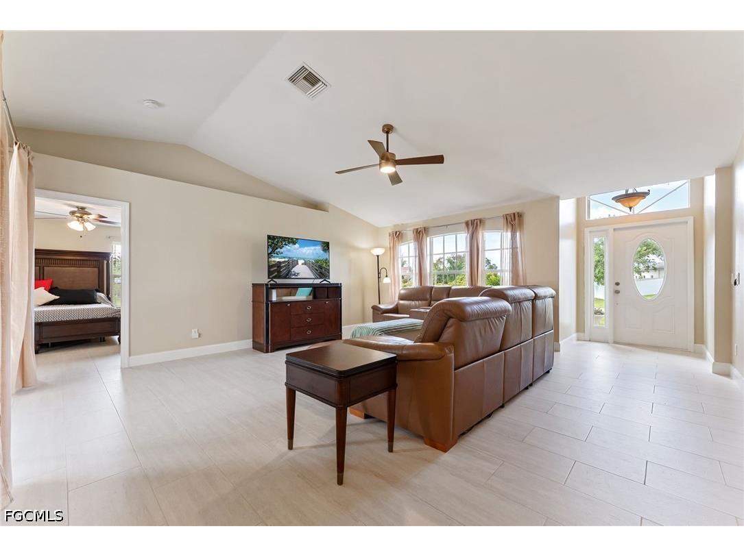 1127 SW 29th Street Cape Coral FL 33914 2026020728 image6