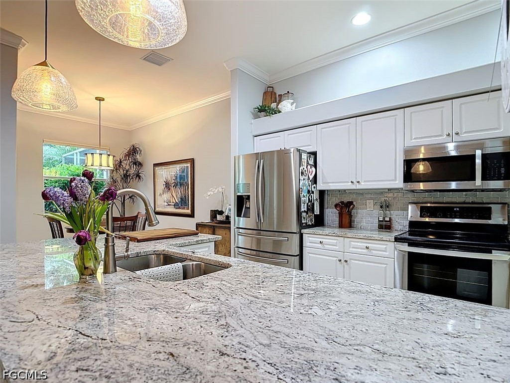 11275 Wine Palm Road Fort Myers FL 33966 2026015380 image20