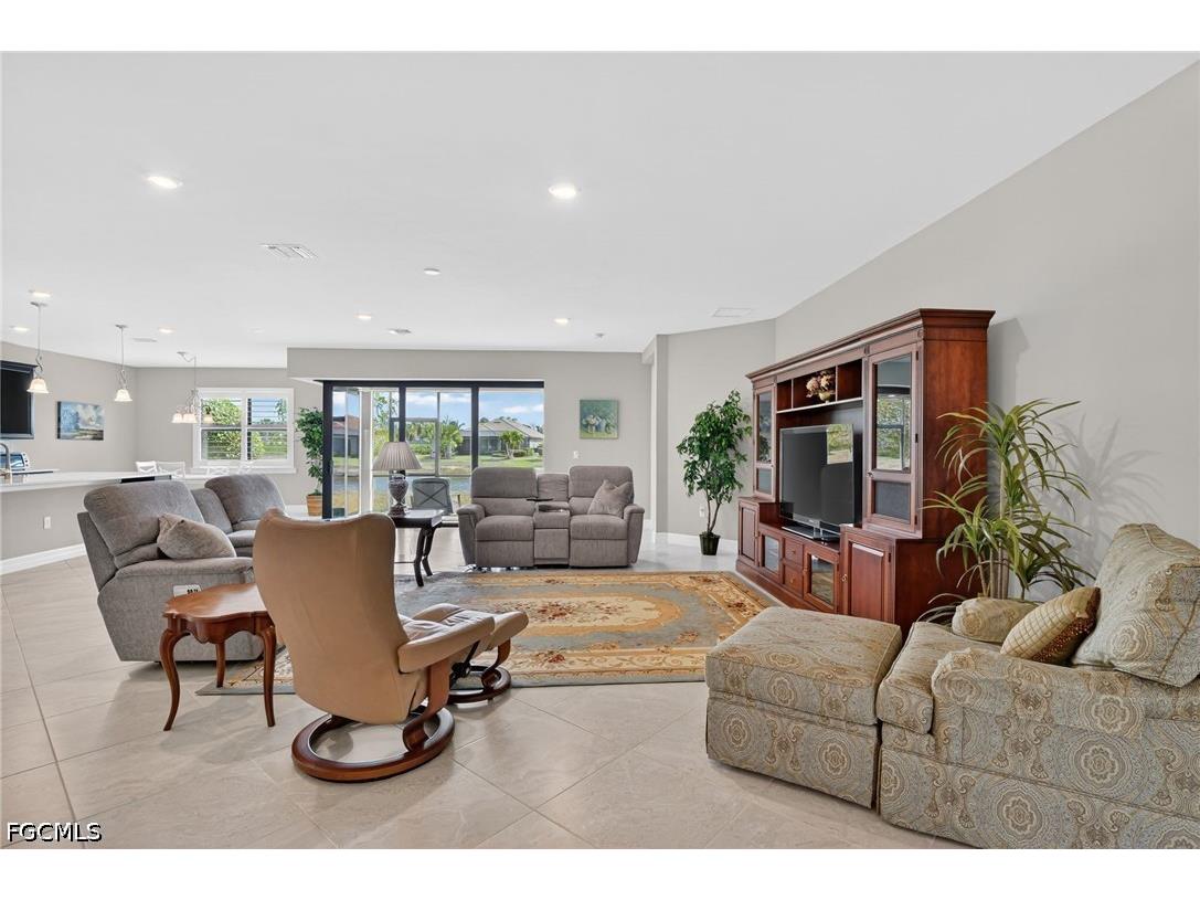 11279 Thurston Chase Fort Myers FL 33913 2026016565 image5