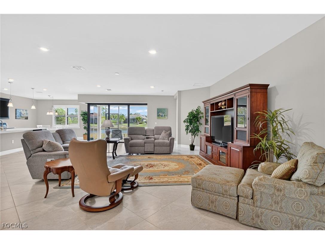11279 Thurston Chase Fort Myers FL 33913 2026008332 image5