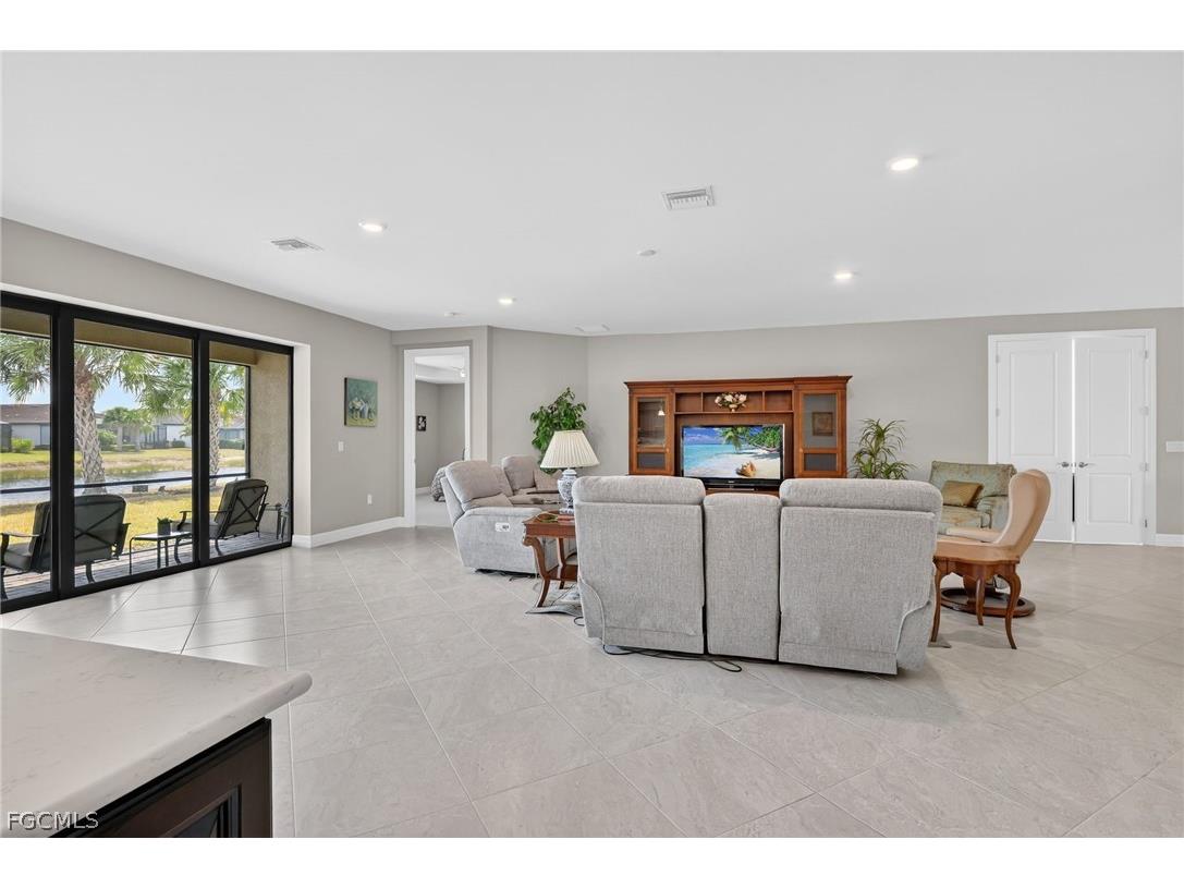 11279 Thurston Chase Fort Myers FL 33913 2026008332 image7