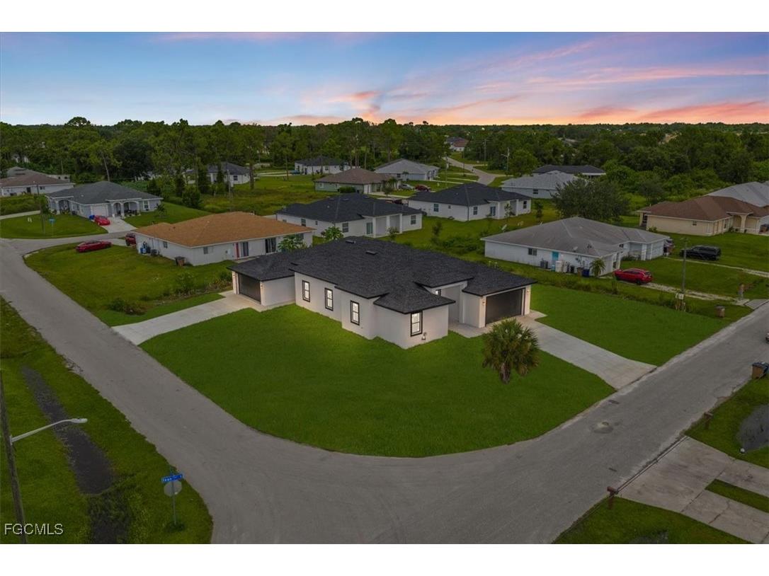 1128-1130 Ivan Avenue S Lehigh Acres FL 33973 2025007871 image1