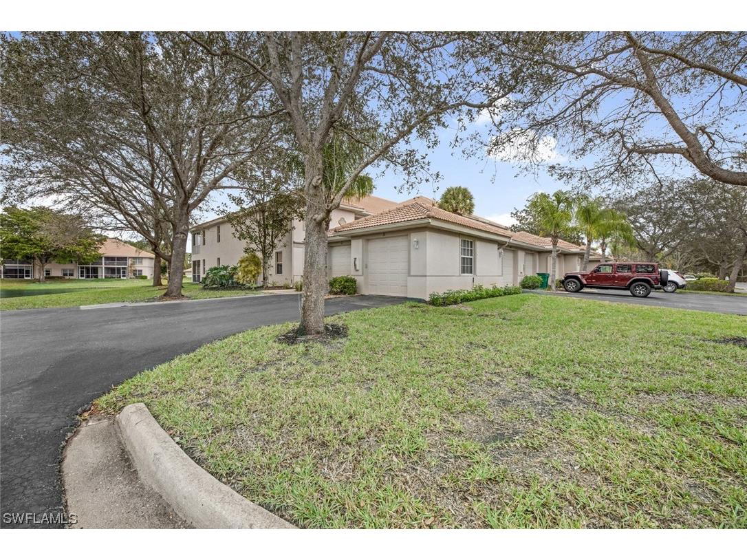 1128 Manor Lake Drive #G-101 Naples FL 34110 224006716 image1