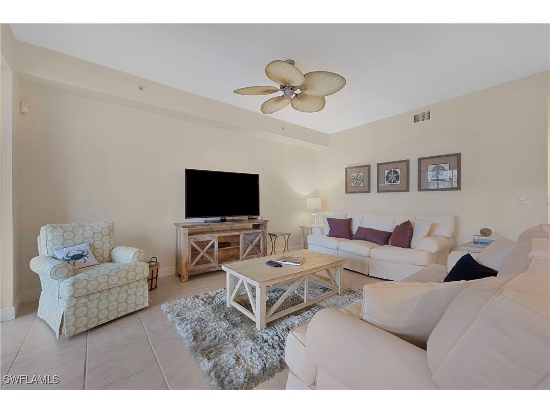 1128 Manor Lake Drive #G103 Naples FL 34110 226005843 image4