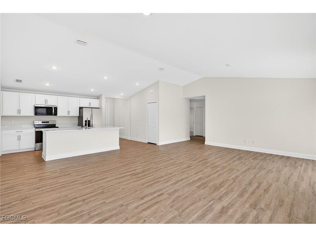1128 NW 19th Avenue Cape Coral FL 33993 2026004324 image10