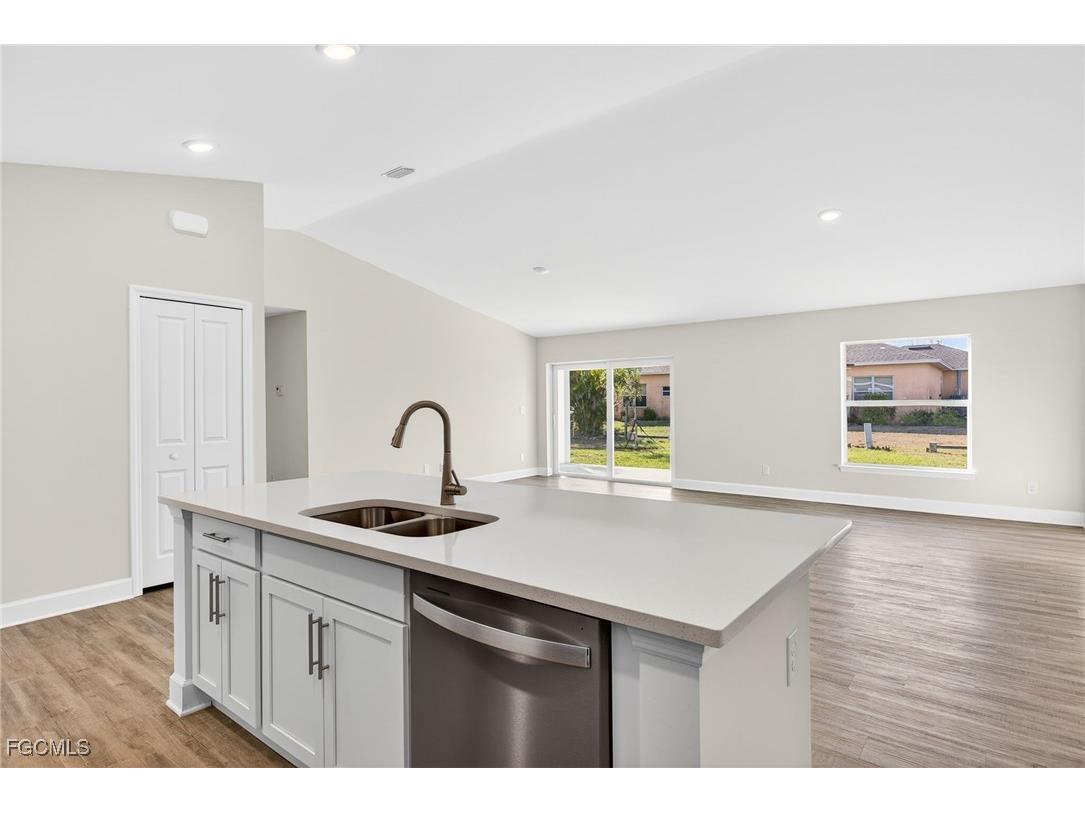 1128 NW 19th Avenue Cape Coral FL 33993 2026004324 image12