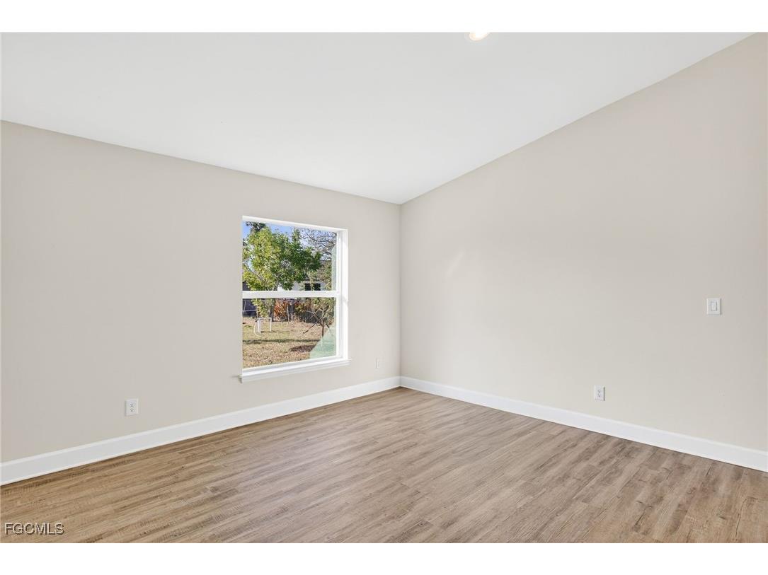 1128 NW 19th Avenue Cape Coral FL 33993 2026004324 image14