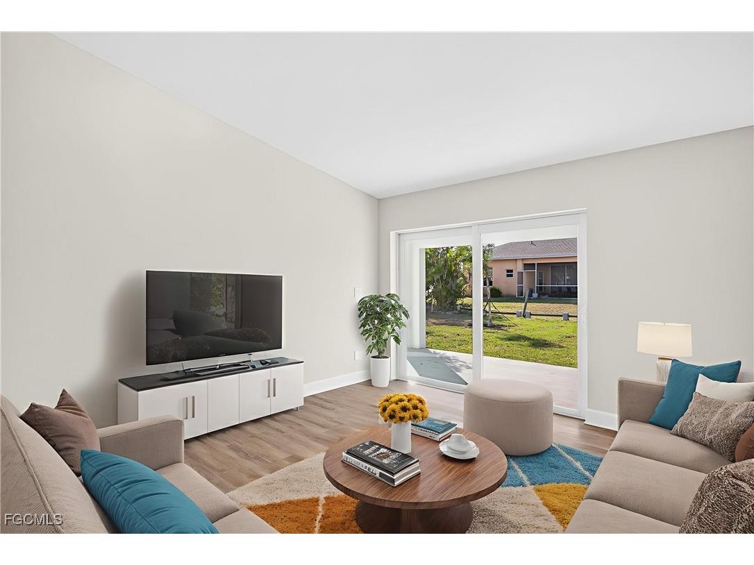 1128 NW 19th Avenue Cape Coral FL 33993 2026004324 image2