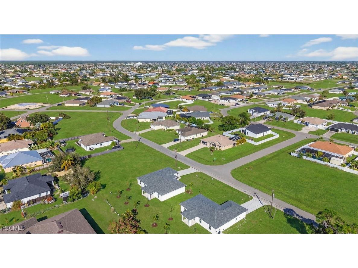 1128 NW 19th Avenue Cape Coral FL 33993 2026004324 image35