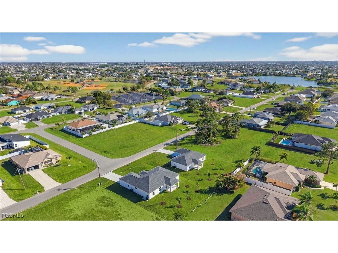 1128 NW 19th Avenue Cape Coral FL 33993 2026004324 image38