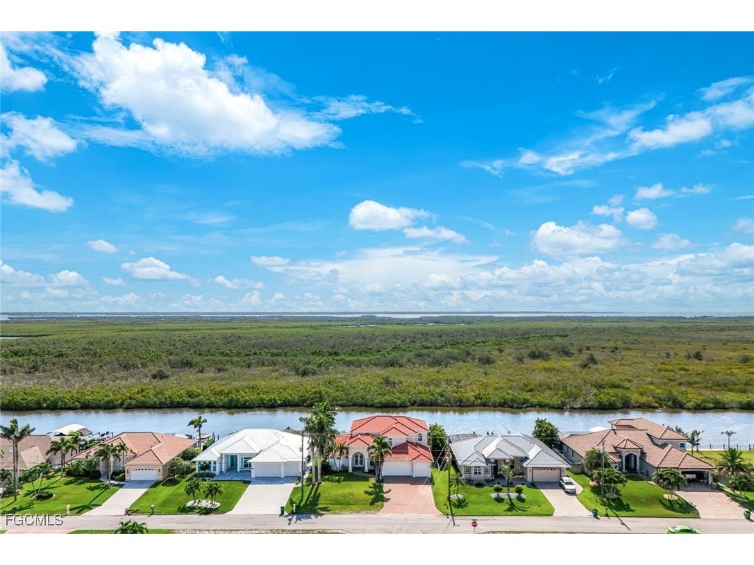 1128 NW 43rd Avenue Cape Coral FL 33993 2025020758 image2