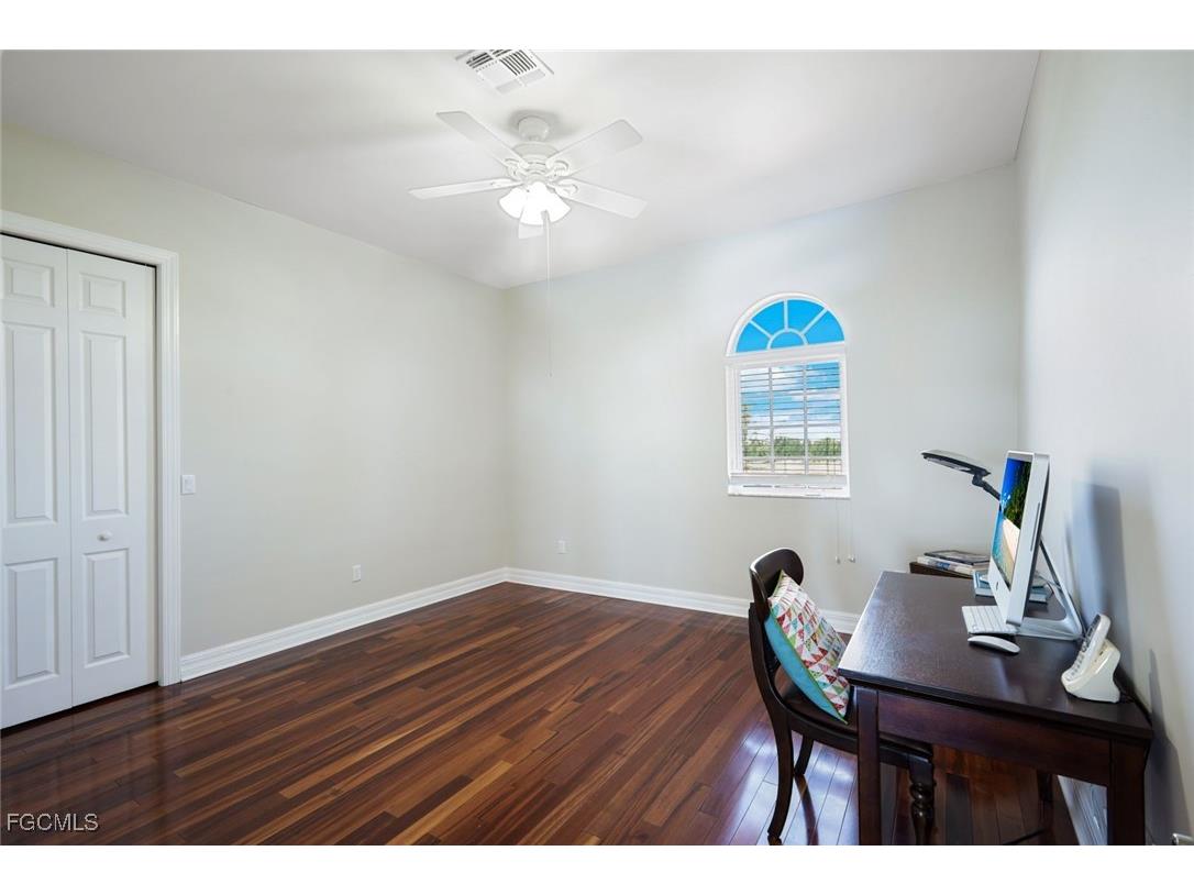 1128 NW 43rd Avenue Cape Coral FL 33993 2025020758 image31