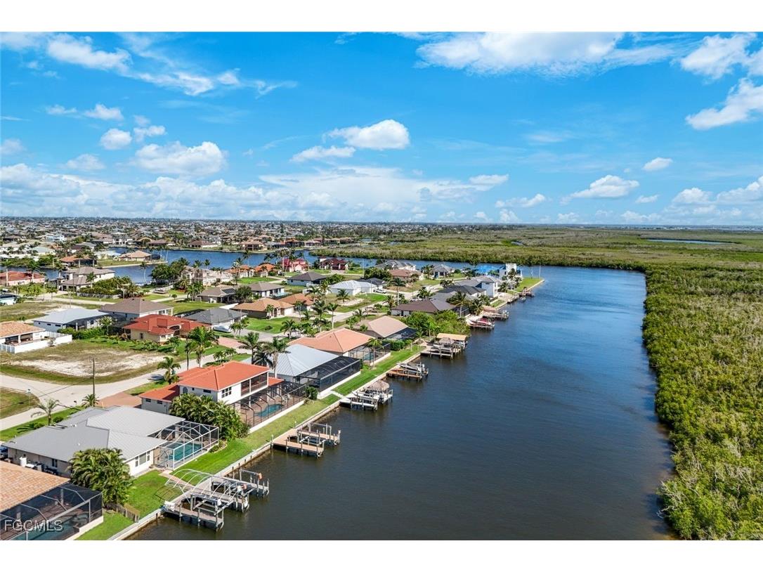 1128 NW 43rd Avenue Cape Coral FL 33993 2025020758 image46