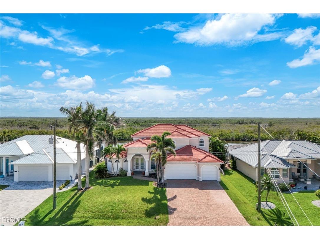 1128 NW 43rd Avenue Cape Coral FL 33993 2025020758 image48