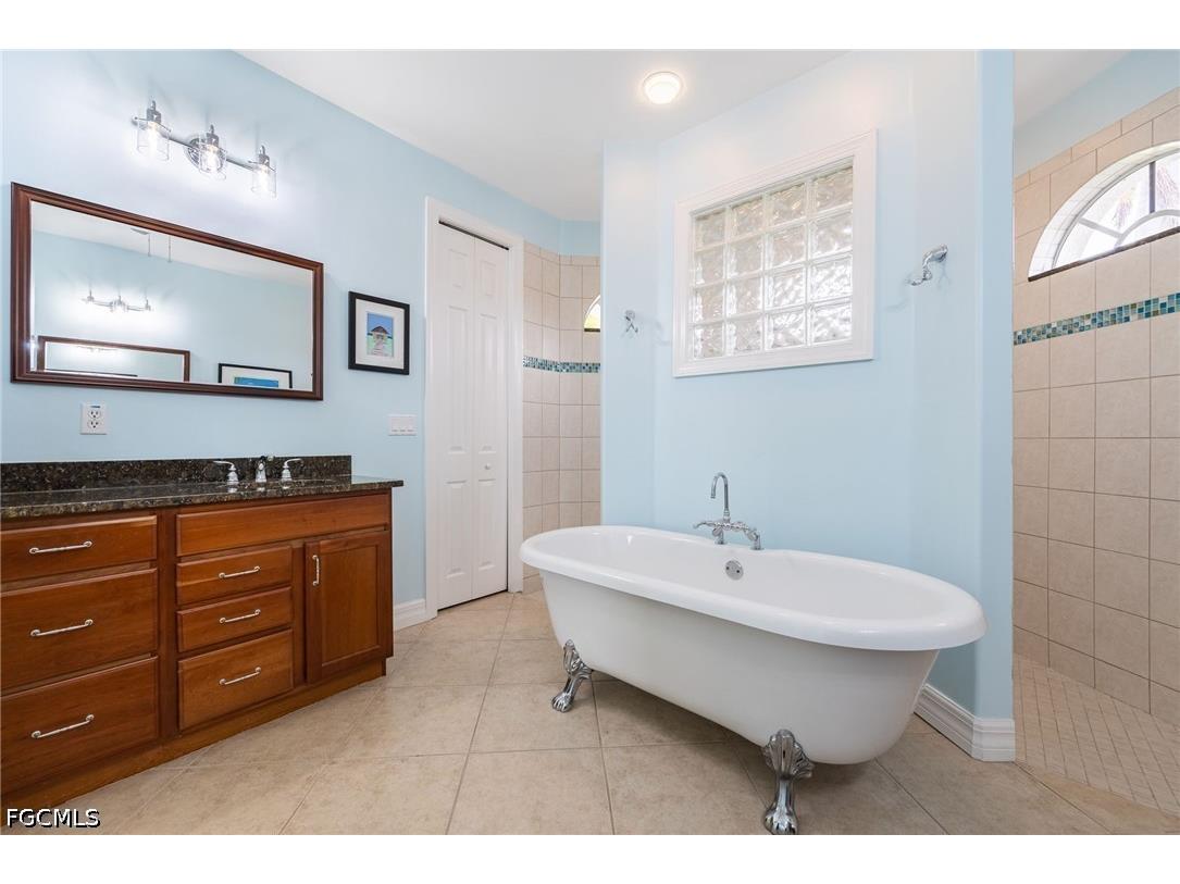 1128 NW 43rd Avenue Cape Coral FL 33993 2026017575 image24