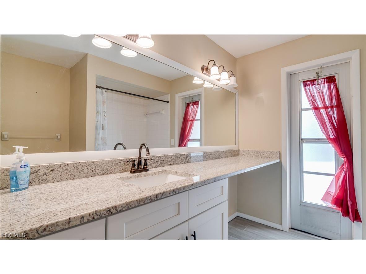 1128 SE 29th Terrace Cape Coral FL 33904 2026010963 image19
