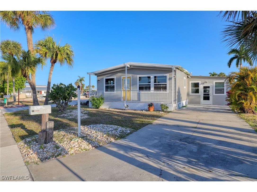 11280 Cypress Lane Fort Myers Beach FL 33931 224034478 image1