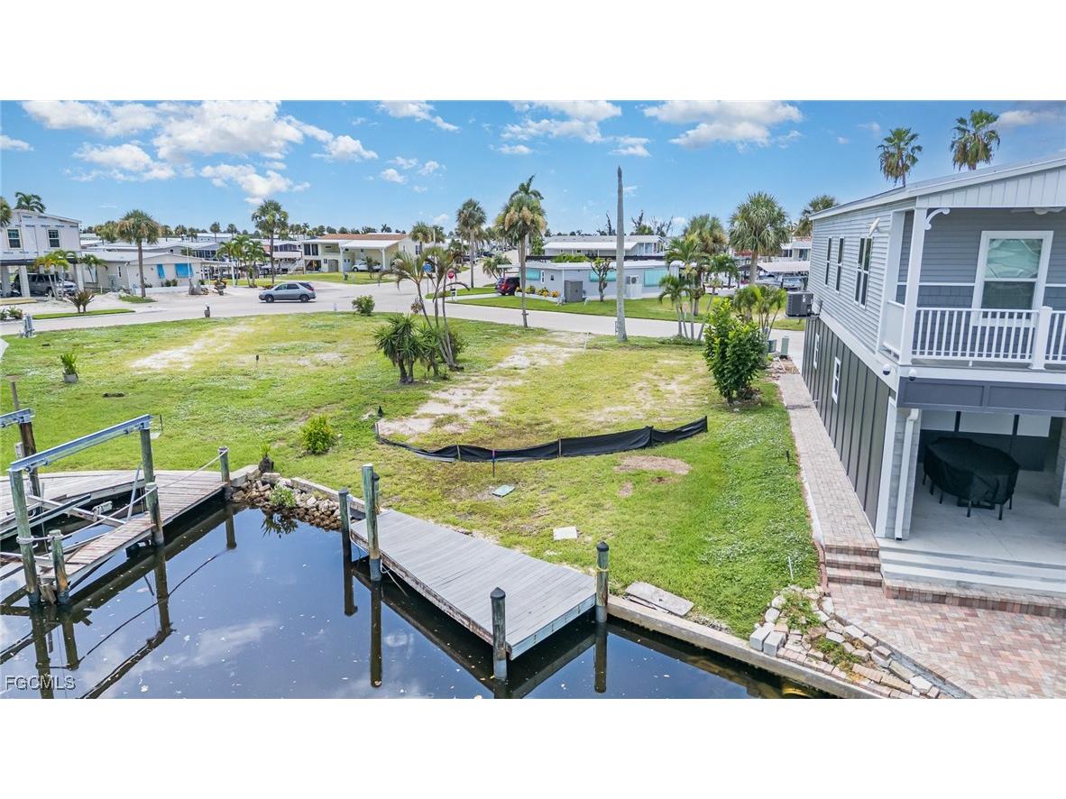 11280 Dogwood Lane Fort Myers Beach FL 33931 225063239 image1