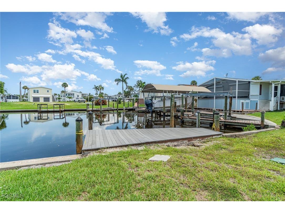 11280 Dogwood Lane Fort Myers Beach FL 33931 225063239 image6