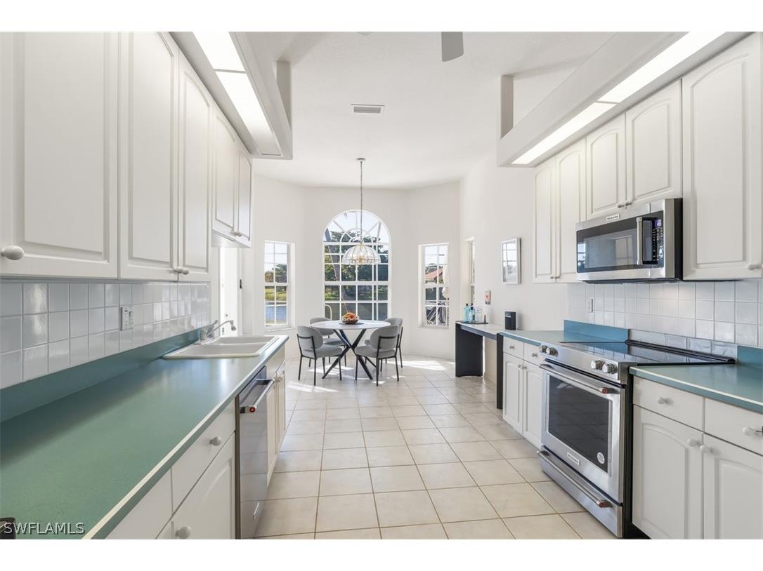 11283 Longshore Way E Naples FL 34119 226007411 image20