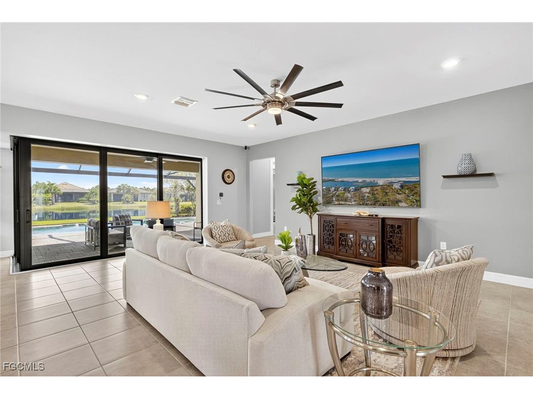 11283 Thurston Chase Fort Myers FL 33913 2025012050 image12