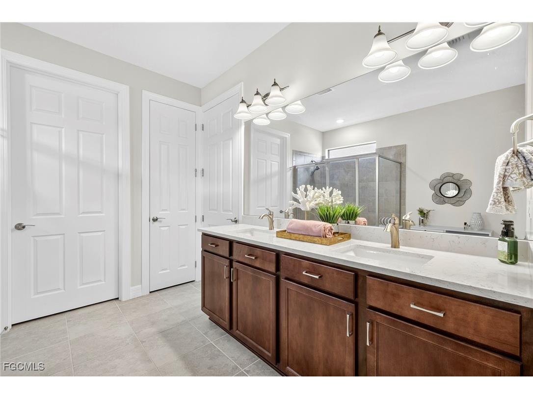 11283 Thurston Chase Fort Myers FL 33913 2025012050 image17