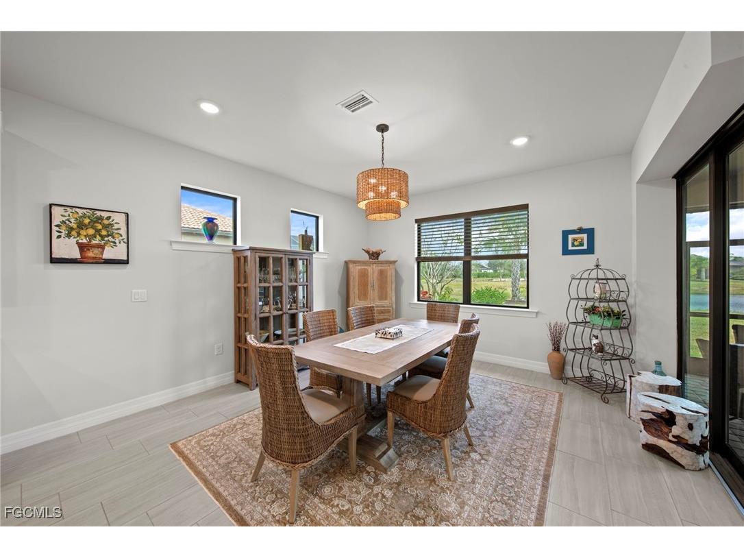 11289 Thurston Chase Fort Myers FL 33913 2025023694 image22