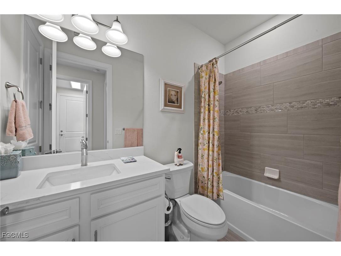 11289 Thurston Chase Fort Myers FL 33913 2025023694 image31