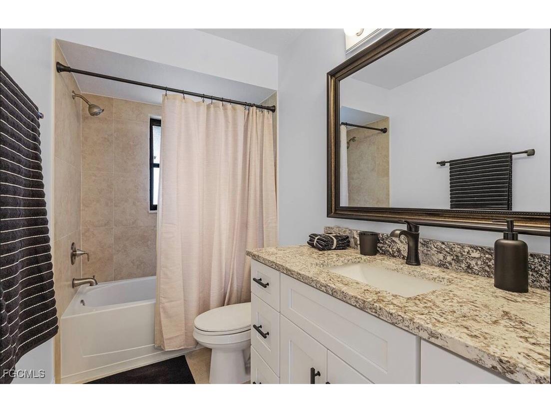 1129 SE 13th Street Cape Coral FL 33990 2026001419 image13