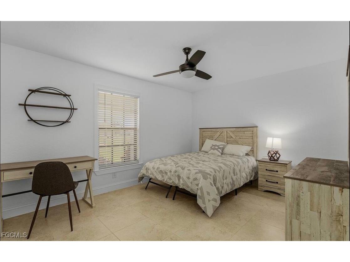 1129 SE 13th Street Cape Coral FL 33990 2026001419 image14