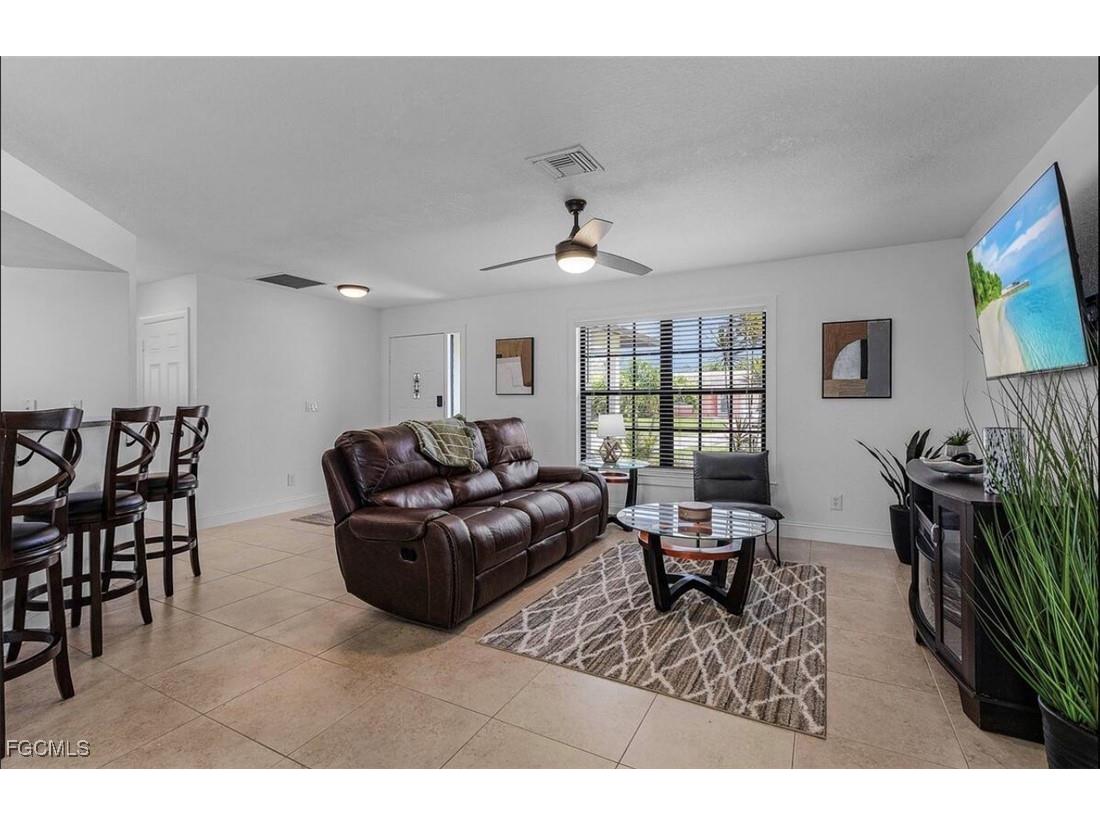 1129 SE 13th Street Cape Coral FL 33990 2026001419 image3