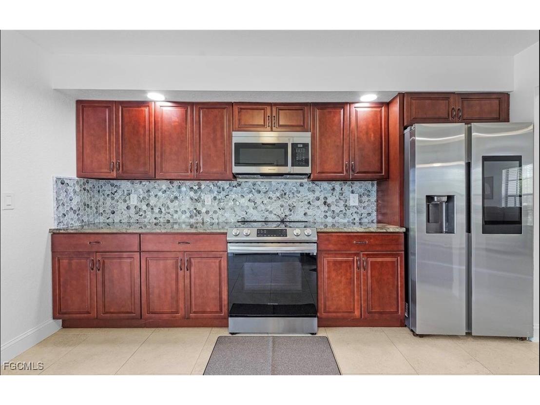 1129 SE 13th Street Cape Coral FL 33990 2026001419 image8