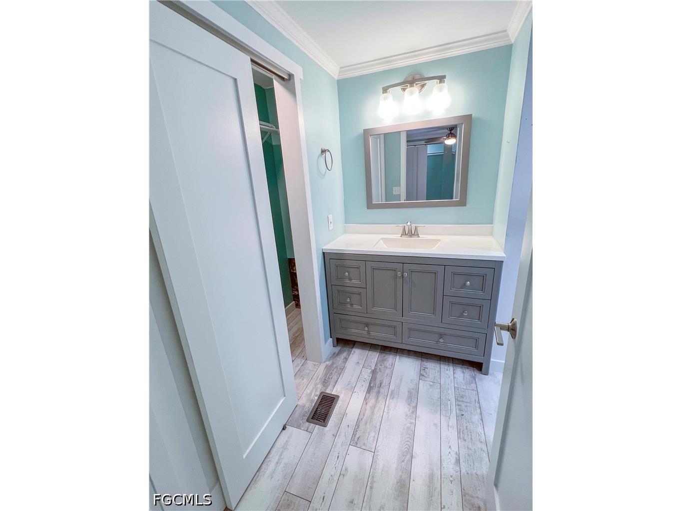 11291 Bougainvillea Lane Fort Myers Beach FL 33931 2026015741 image21