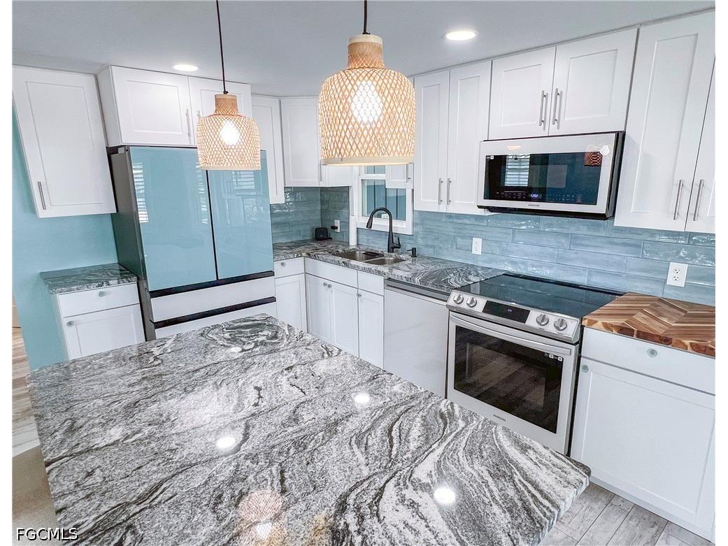 11291 Bougainvillea Lane Fort Myers Beach FL 33931 2026015741 image8
