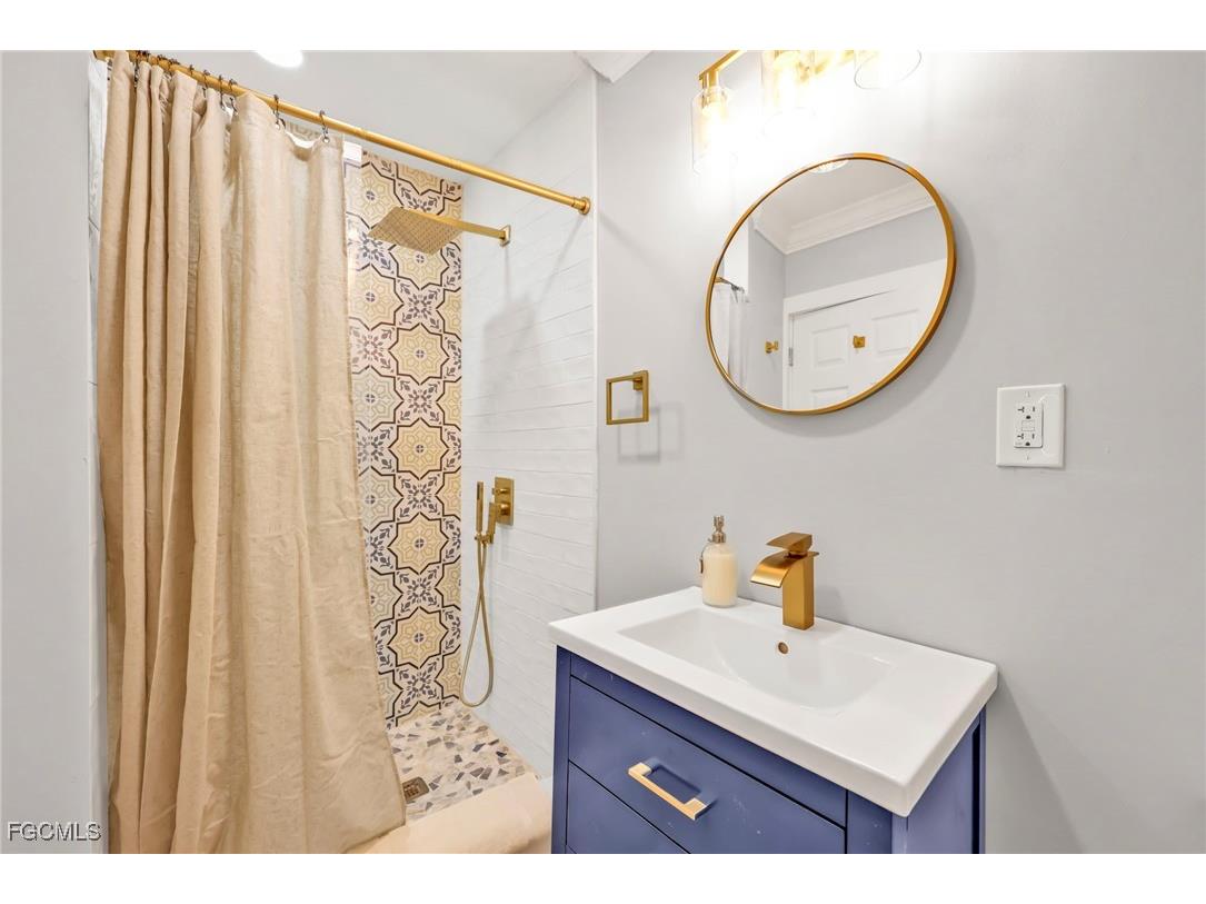 113-119 Fairweather Lane Fort Myers Beach FL 33931 2025020603 image13