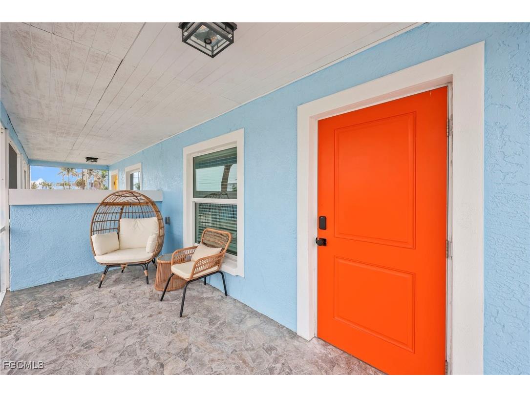 113-119 Fairweather Lane Fort Myers Beach FL 33931 2025020603 image4