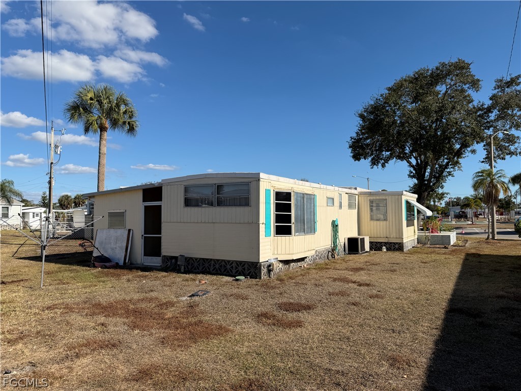 113 Chisholm Trail North Fort Myers FL 33917 2026008514 image22