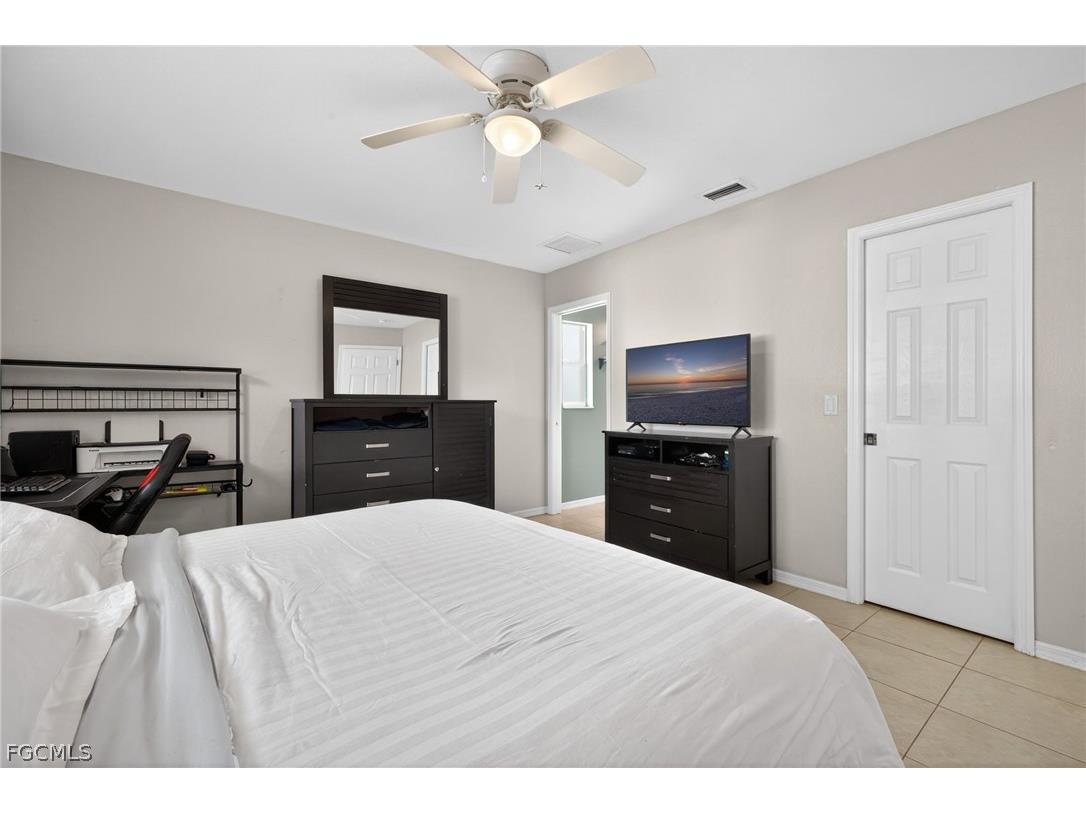 113 NW 14th Street Cape Coral FL 33993 2026009349 image15