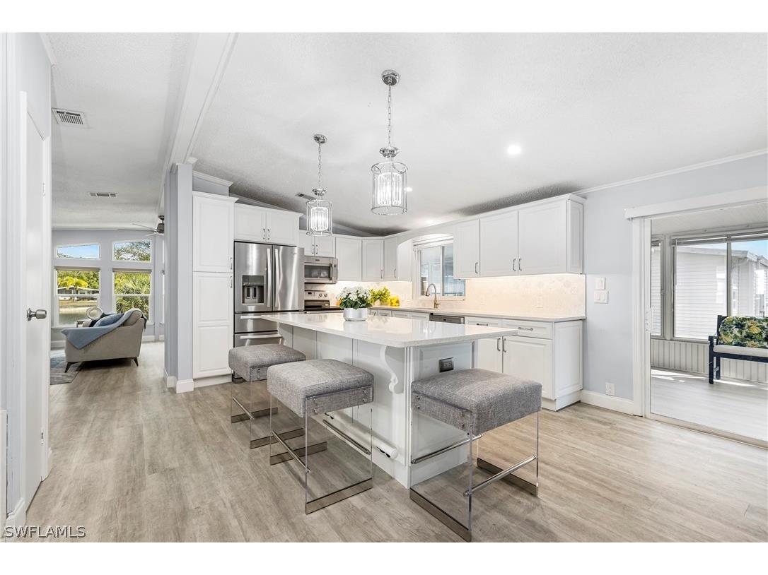 113 Oceans Boulevard #113 Naples FL 34104 225080855 image1