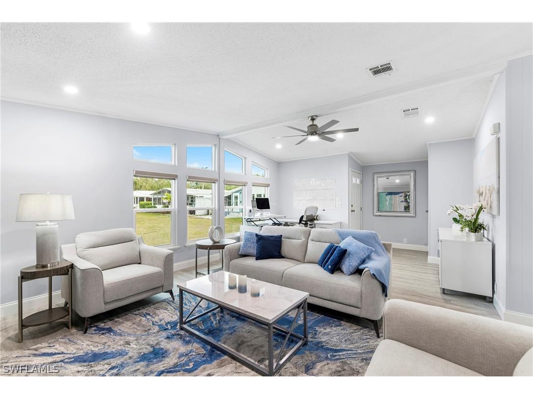 113 Oceans Boulevard #113 Naples FL 34104 225080855 image5