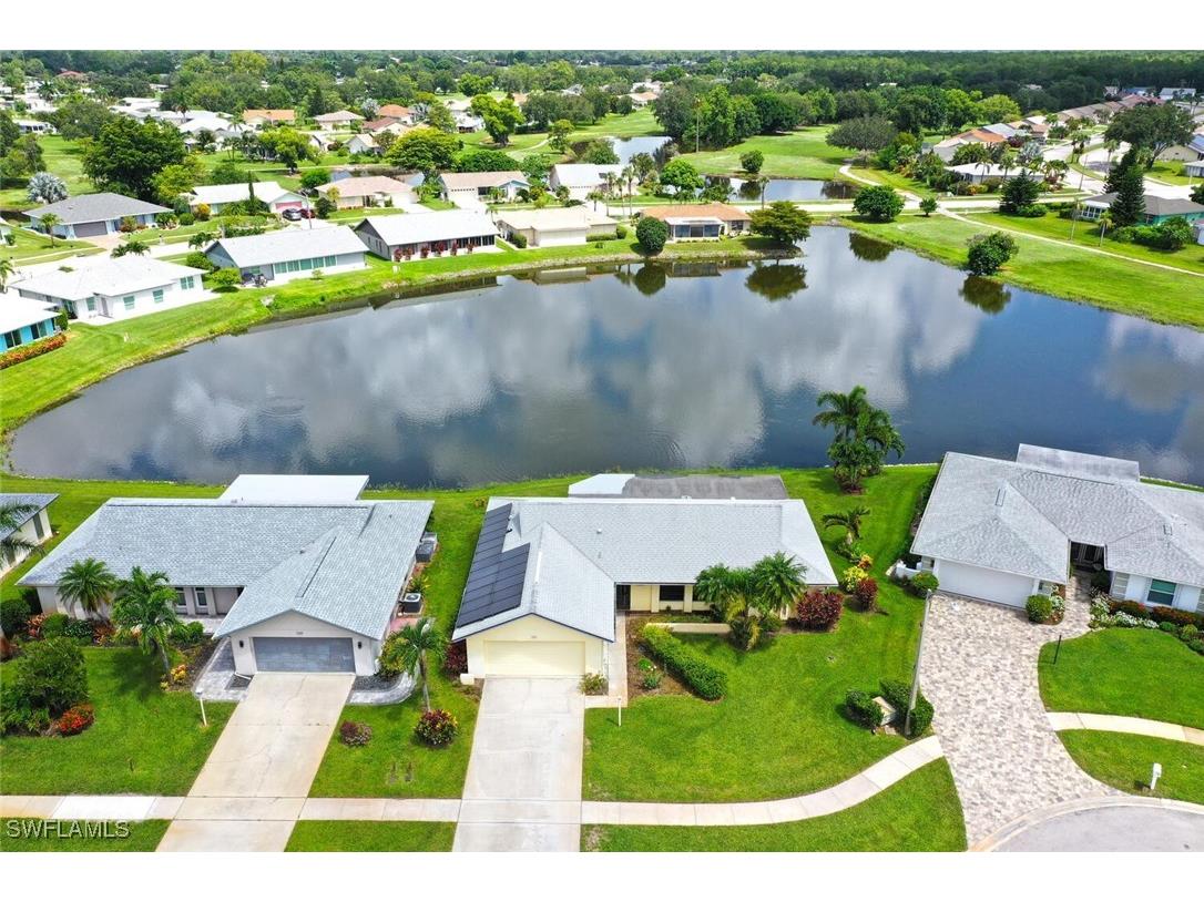 113 Picardy Court Naples FL 34112 225062047 image1