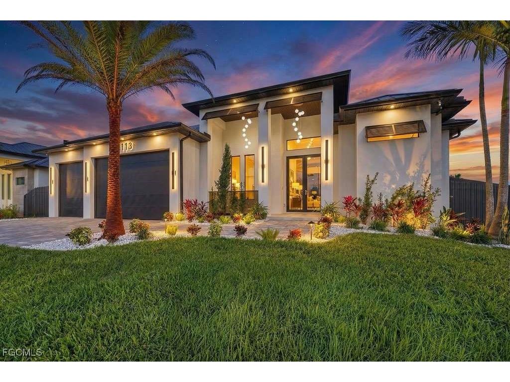 113 SW 34th Avenue Cape Coral FL 33991 2026006544 image1
