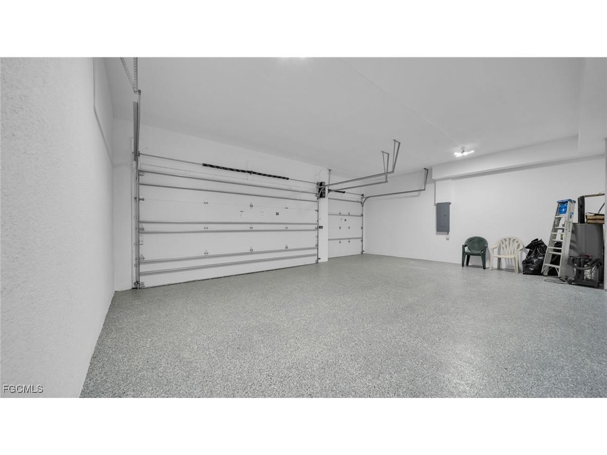 113 SW 37 Avenue Cape Coral FL 33991 2025016100 image11