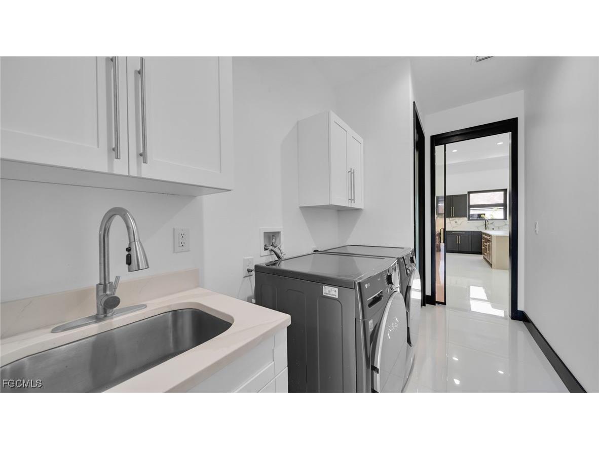 113 SW 37 Avenue Cape Coral FL 33991 2025016100 image12