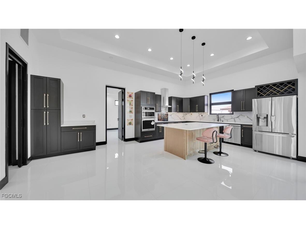 113 SW 37 Avenue Cape Coral FL 33991 2025016100 image6