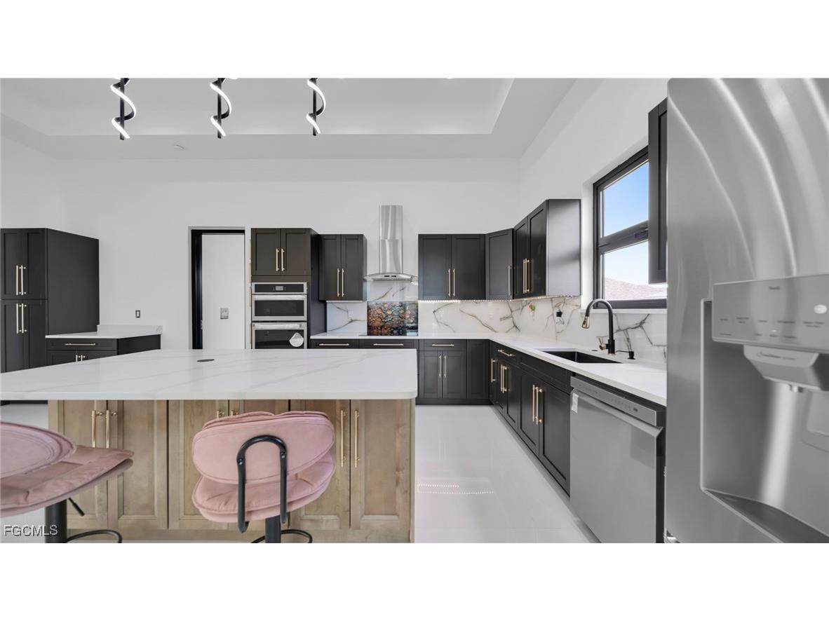 113 SW 37 Avenue Cape Coral FL 33991 2025016100 image8